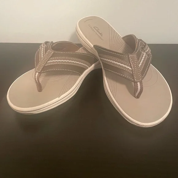 Clarks flip flops Cloudsteppers cushionsoft - Picture 1 of 8
